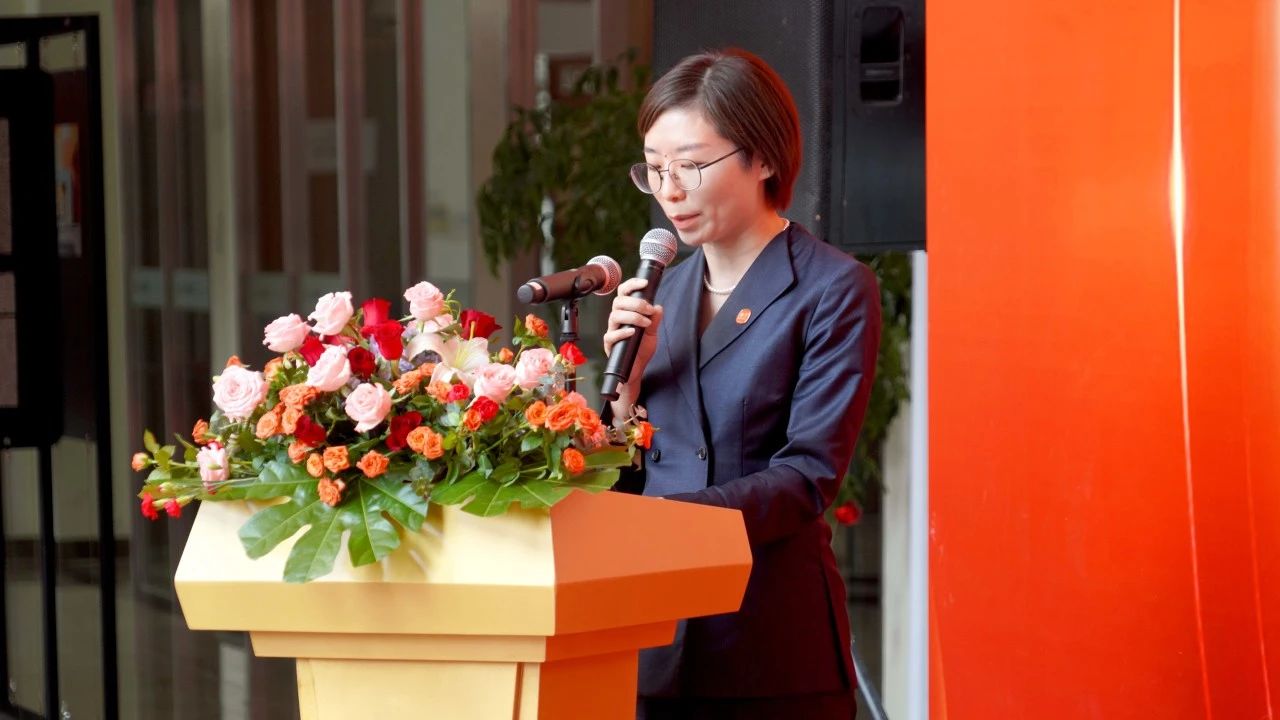 吴晓艳.jpg 吴晓艳.jpg